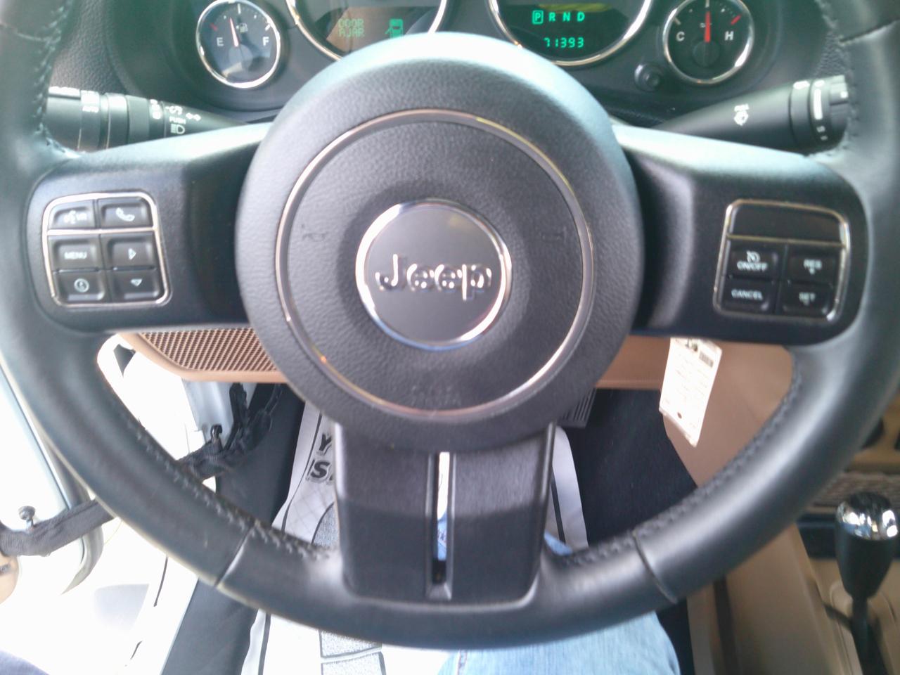Jeep Wrangler Sahara 4WD 2014