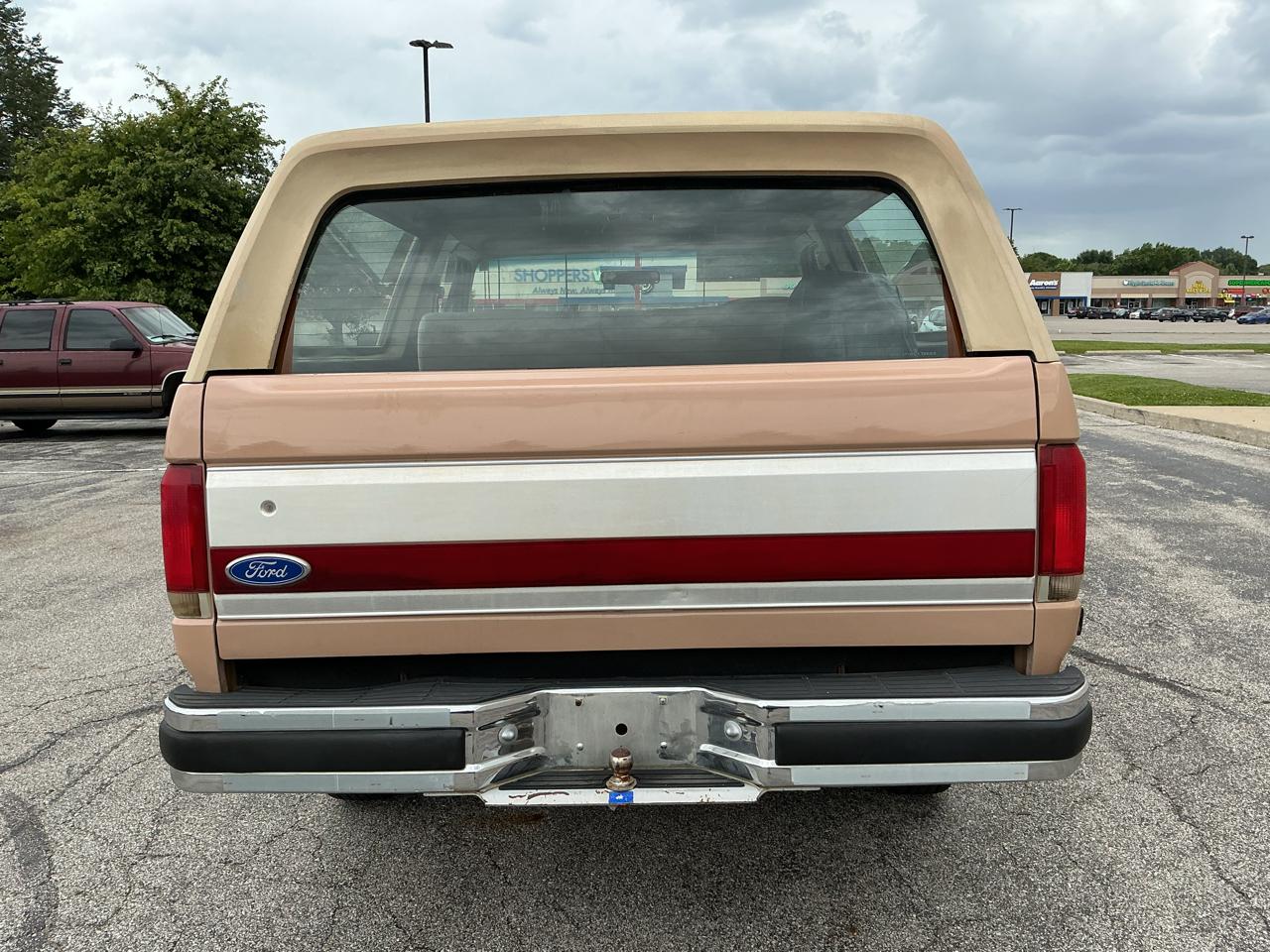 Ford Bronco Custom 1989