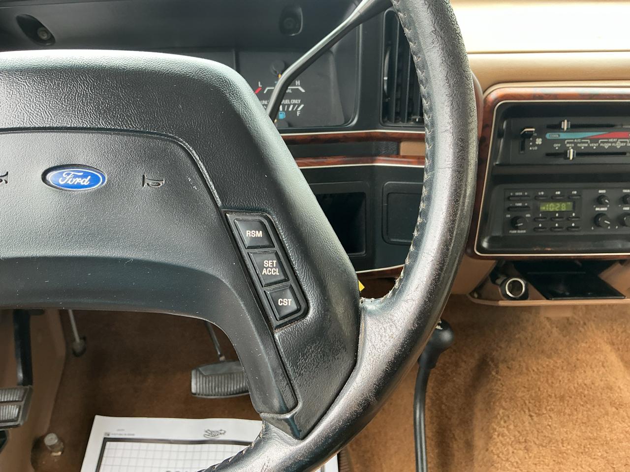 Ford Bronco Custom 1989