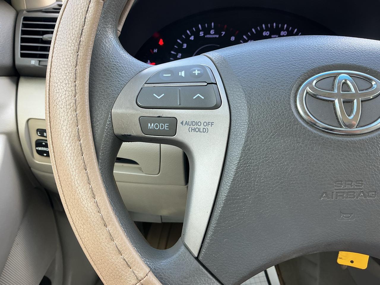 Toyota Camry Base 2011
