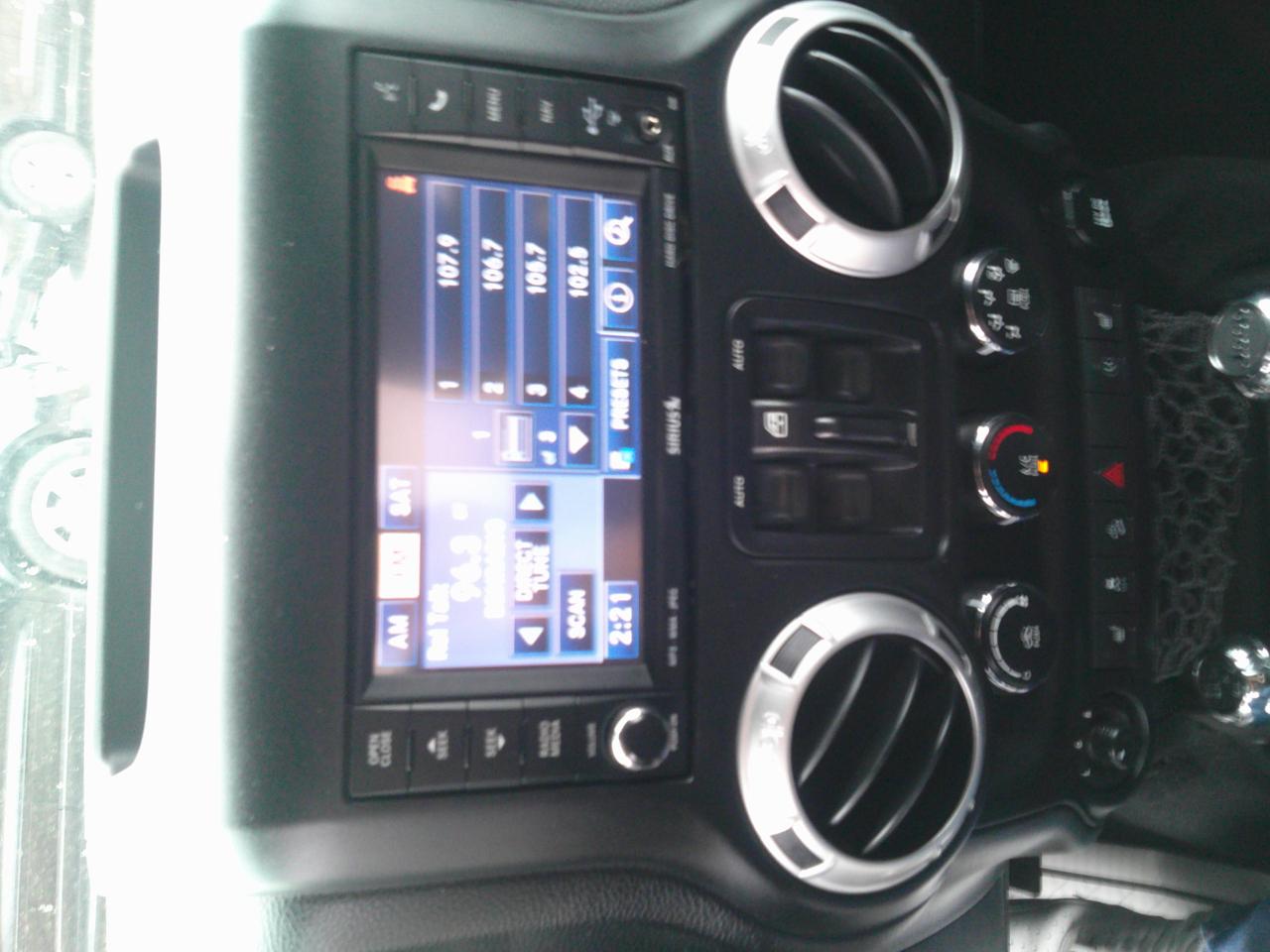 Jeep Wrangler Unlimited Sahara 4WD 2015