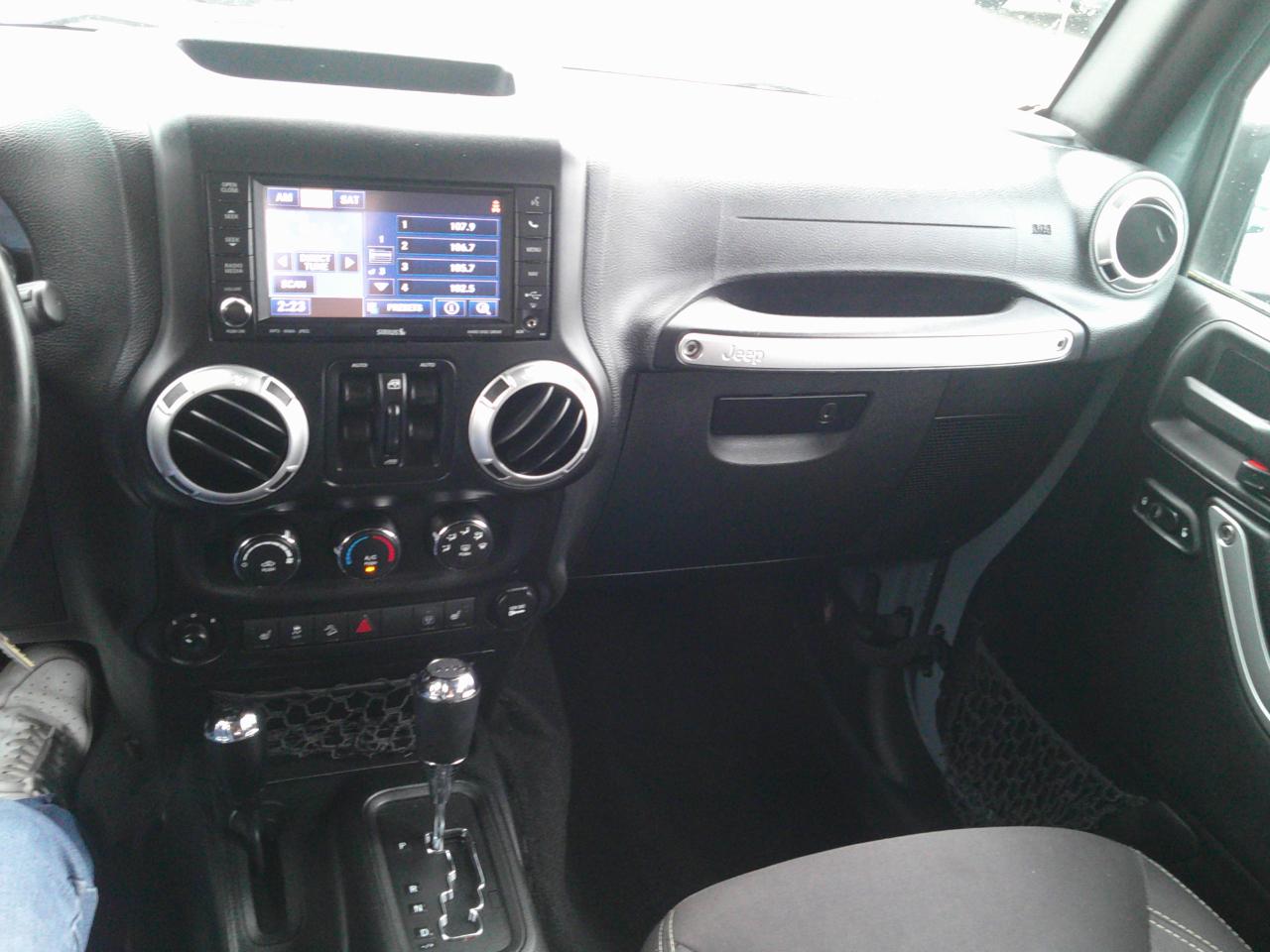 Jeep Wrangler Unlimited Sahara 4WD 2015