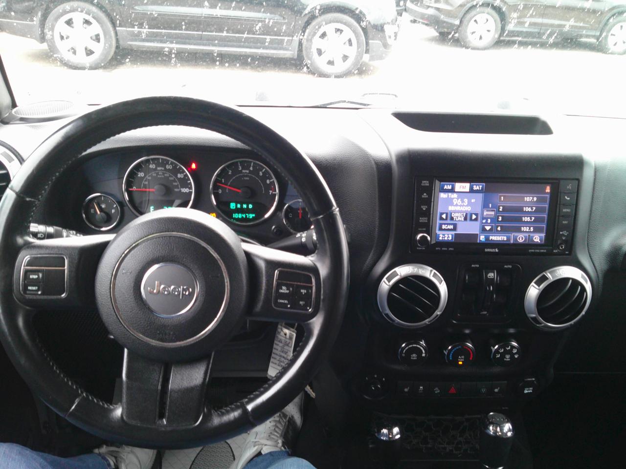 Jeep Wrangler Unlimited Sahara 4WD 2015