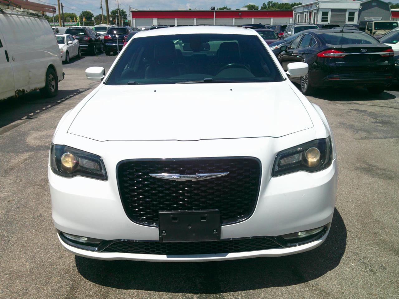 Chrysler 300 S V6 RWD 2019