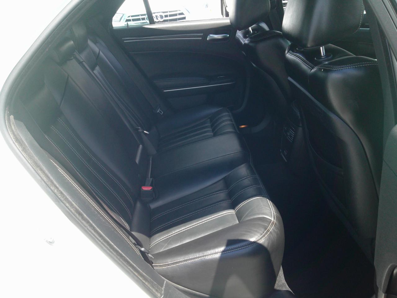 Chrysler 300 S V6 RWD 2019