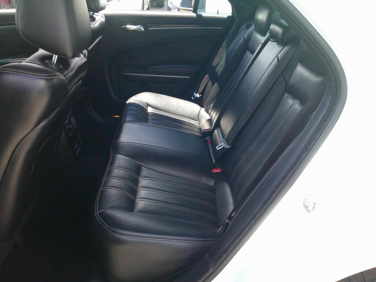 Chrysler 300 S V6 RWD 2019