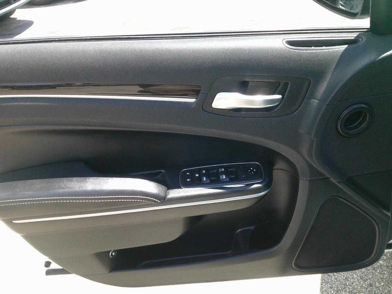 Chrysler 300 S V6 RWD 2019