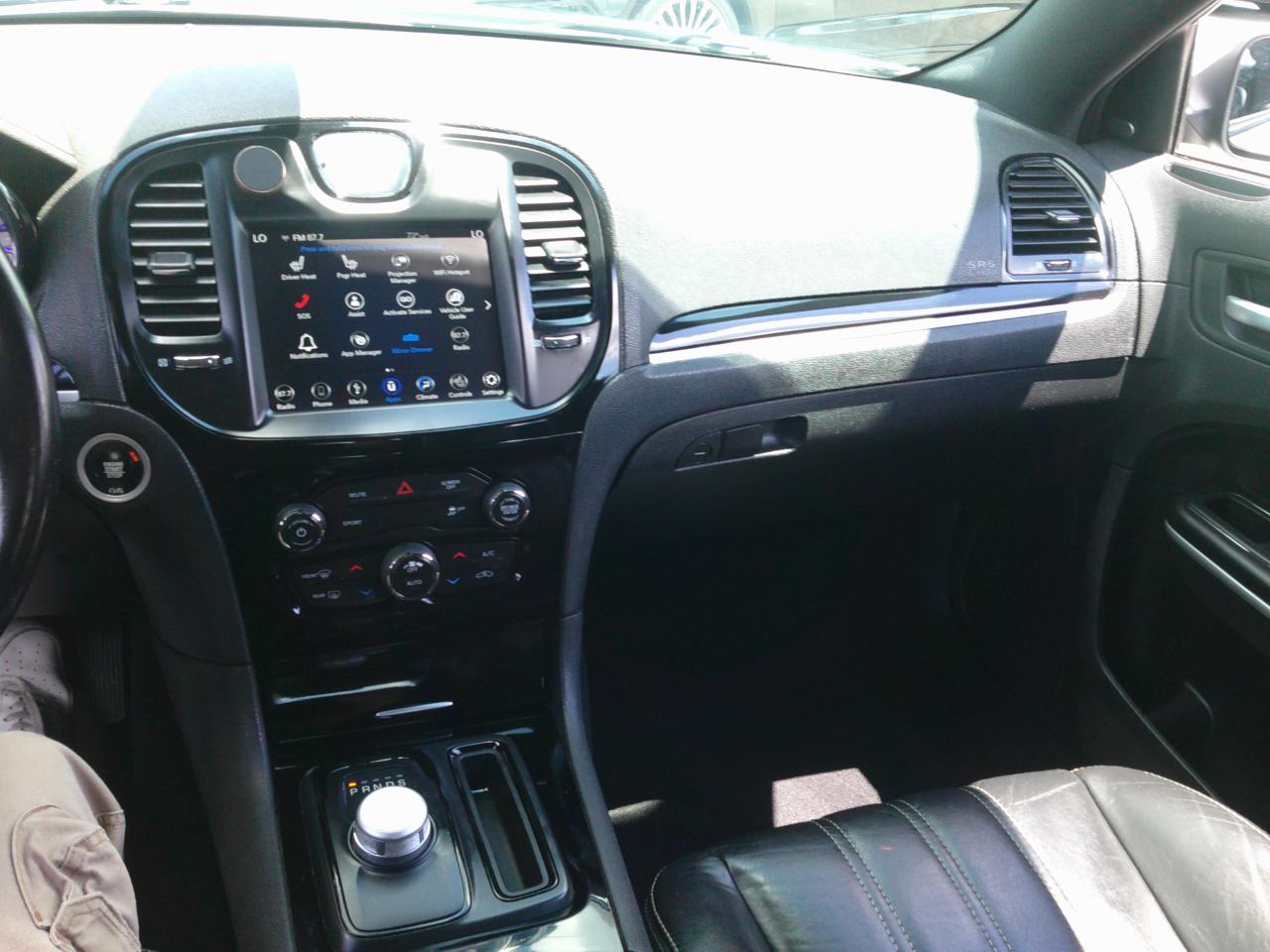 Chrysler 300 S V6 RWD 2019