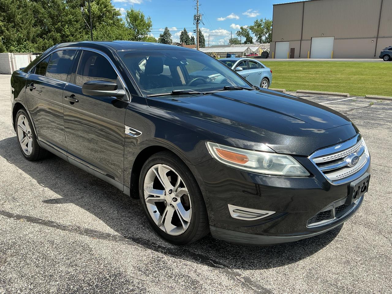 Ford Taurus SHO AWD 2011