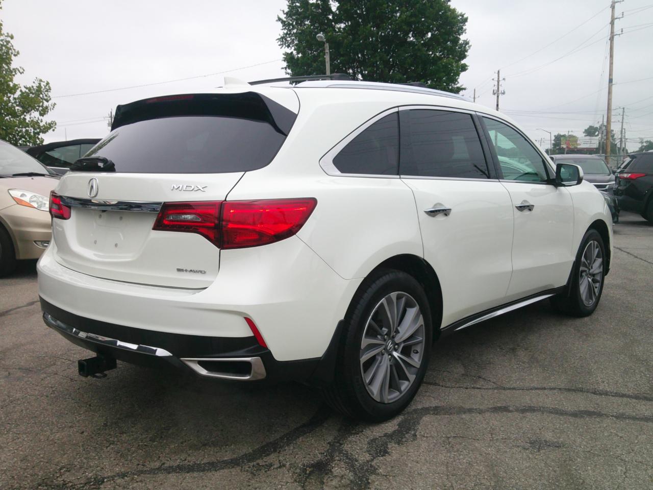 Acura MDX SH-AWD 9-Spd AT w/Tech Package 2017