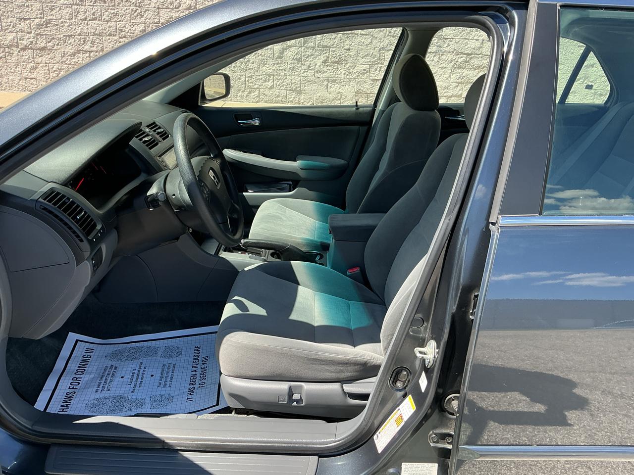 Honda Accord EX-L Sedan AT with XM Radio 2004