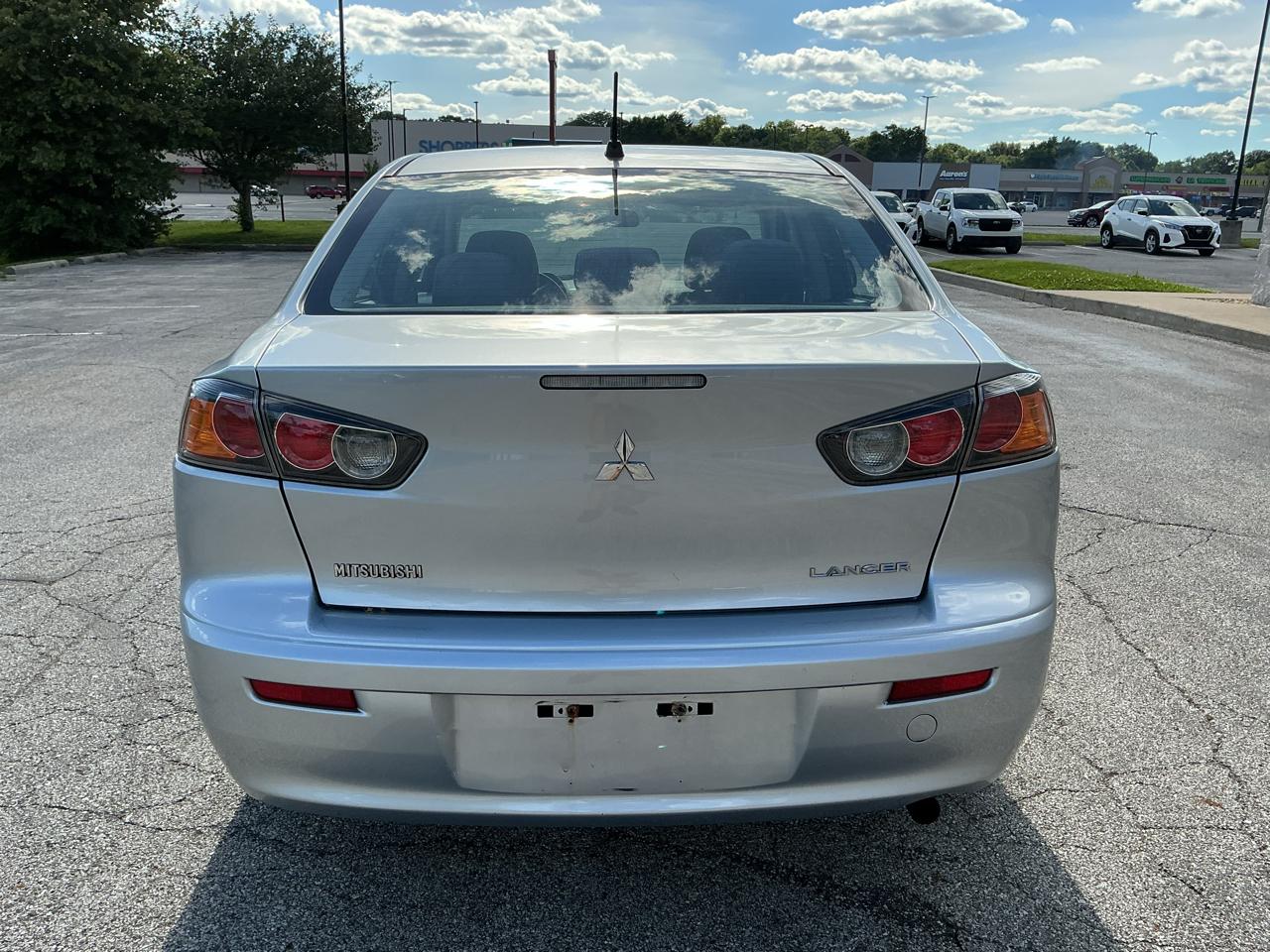 Mitsubishi Lancer DE 2010