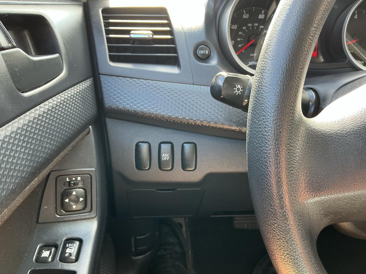 Mitsubishi Lancer DE 2010