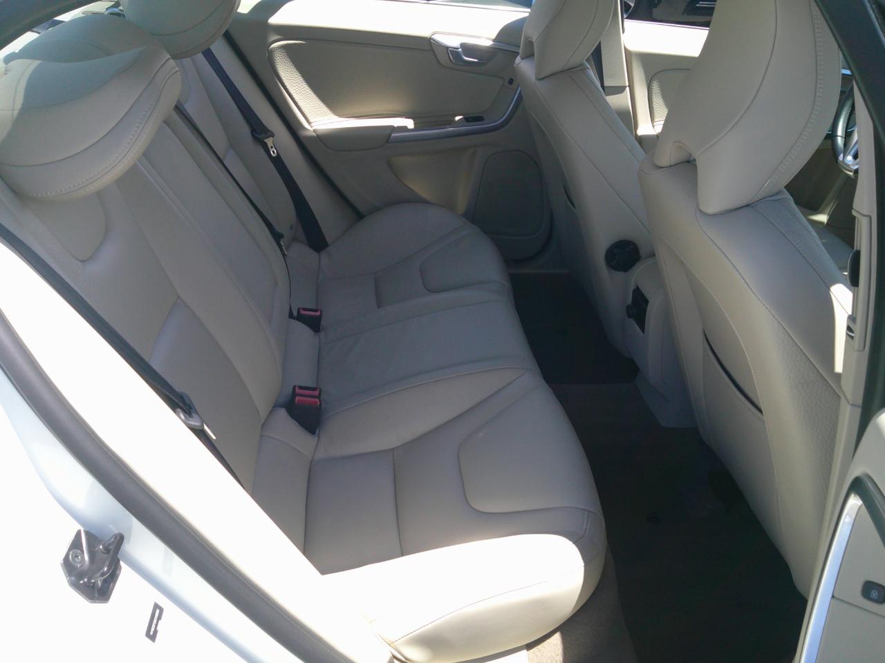 Volvo S60 T5 2012
