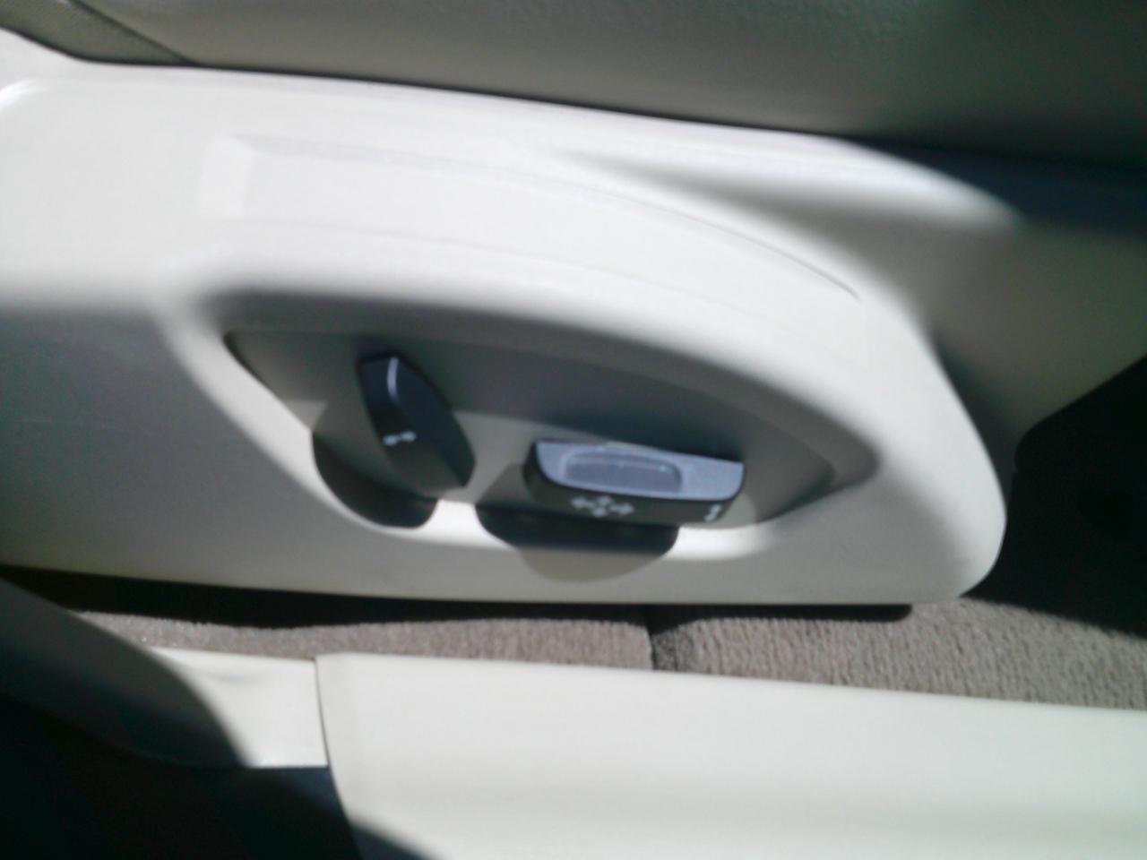 Volvo S60 T5 2012