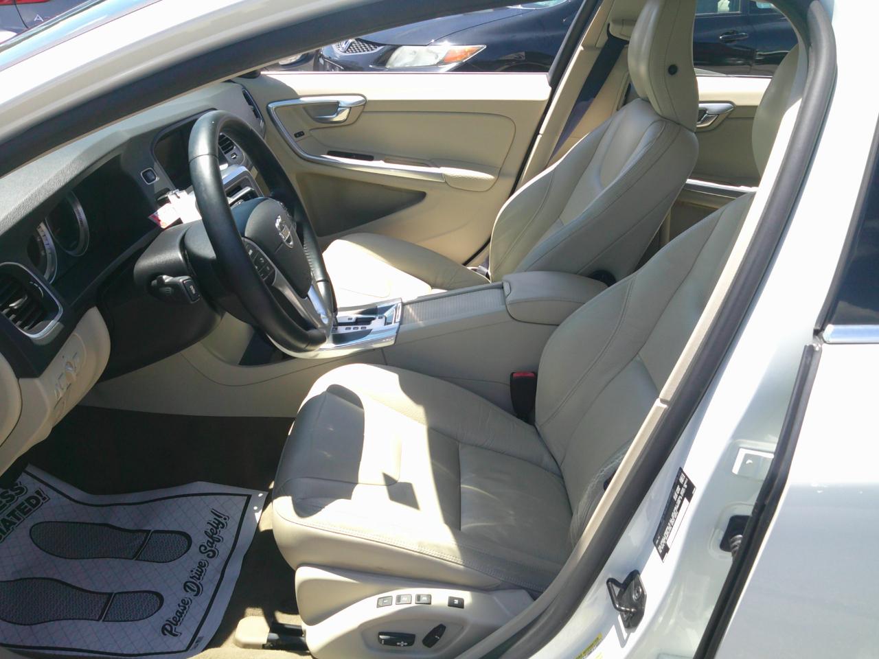 Volvo S60 T5 2012
