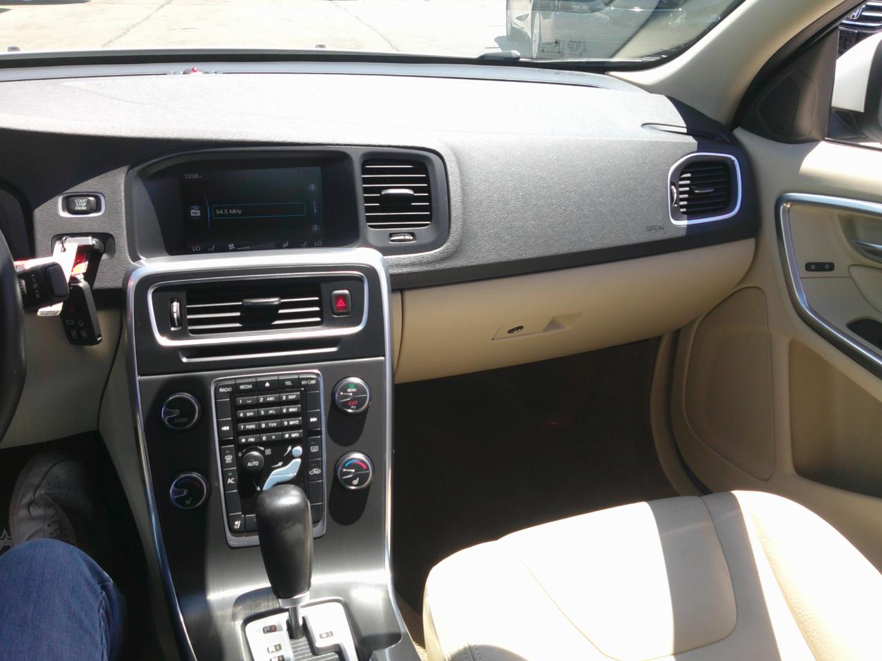 Volvo S60 T5 2012