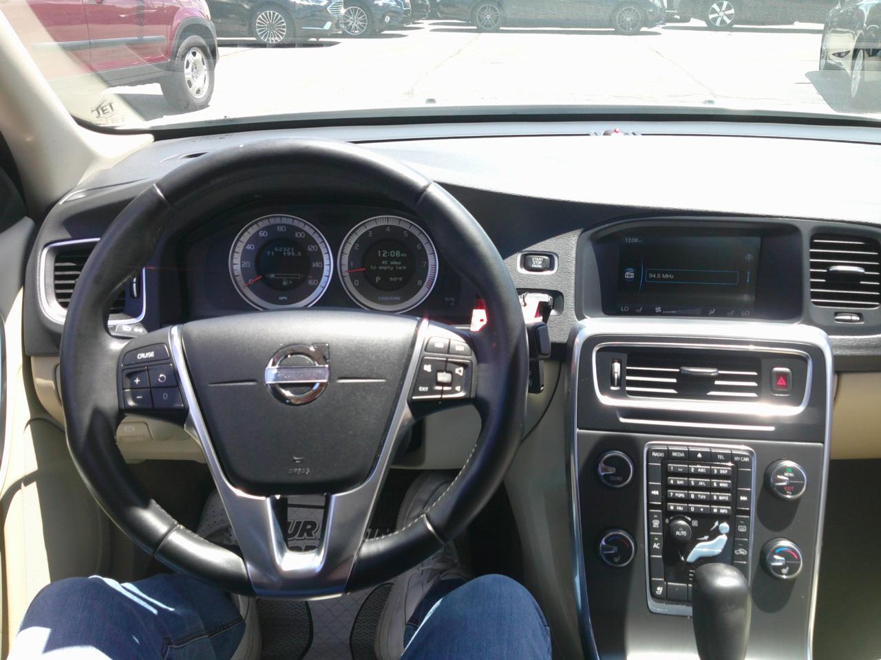 Volvo S60 T5 2012
