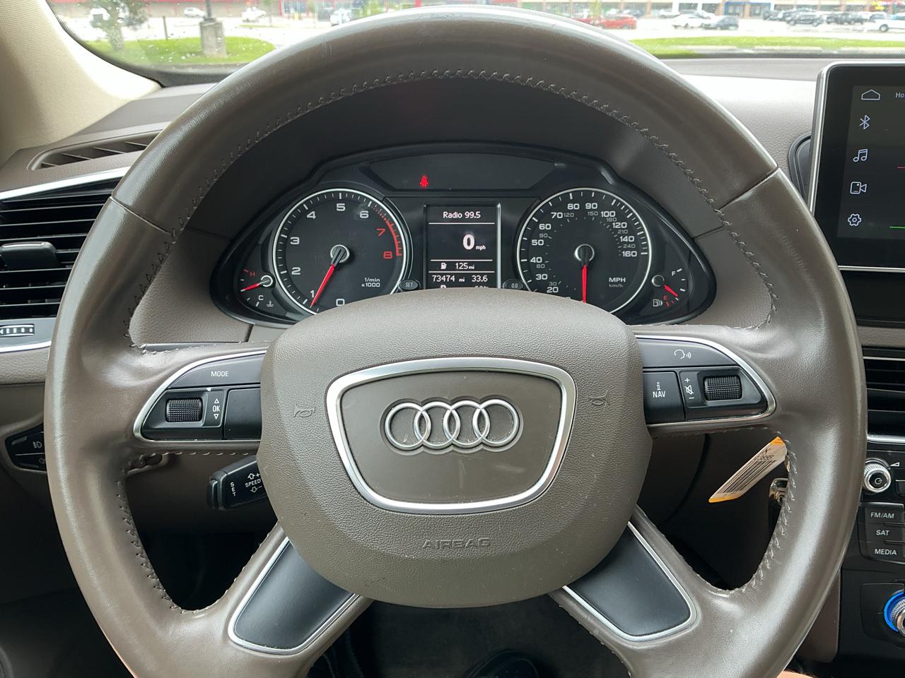Audi Q5 2.0T Premium quattro 2016