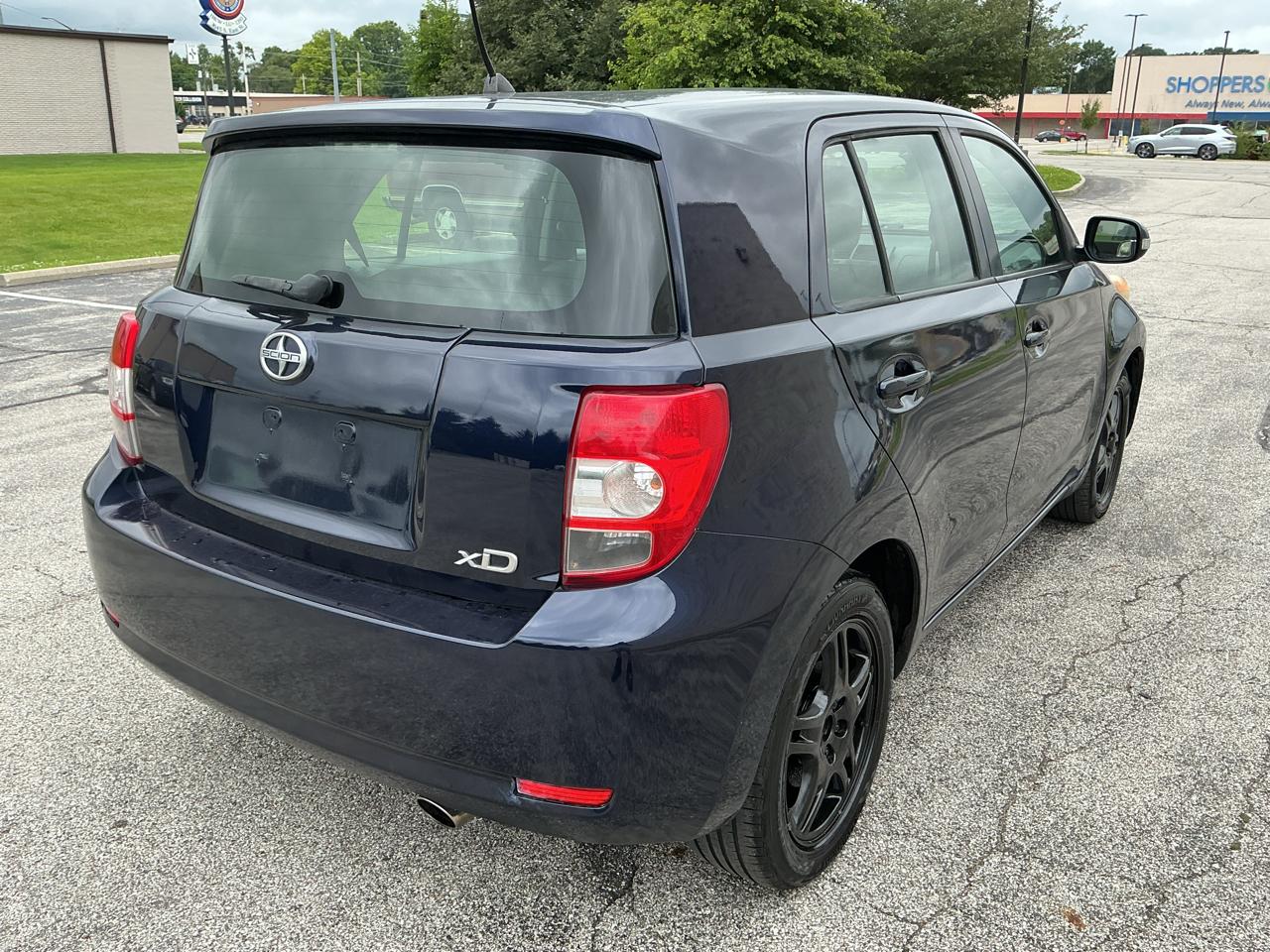 Scion xD 5-Door 2010