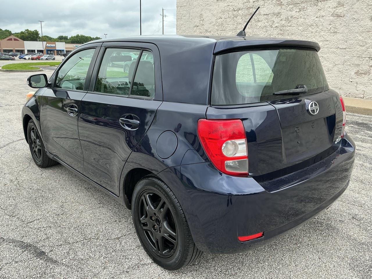 Scion xD 5-Door 2010