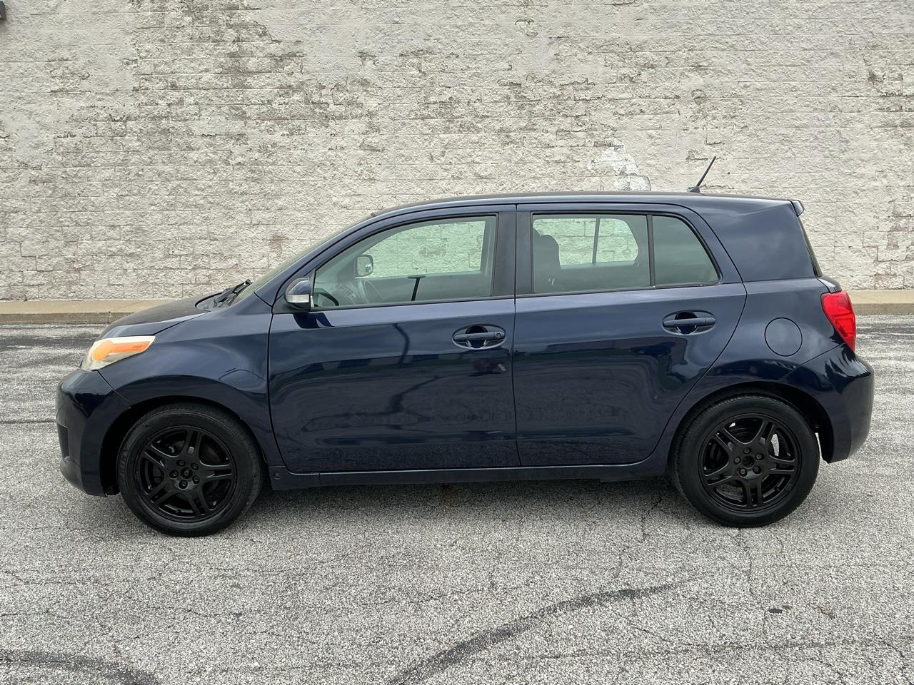 Scion xD 5-Door 2010