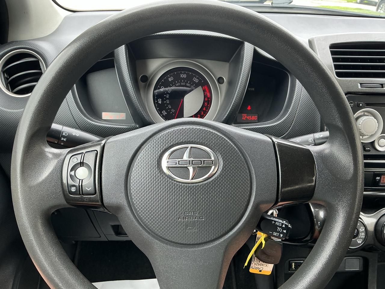 Scion xD 5-Door 2010