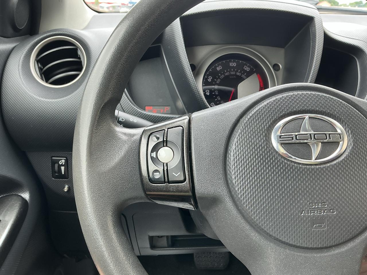 Scion xD 5-Door 2010