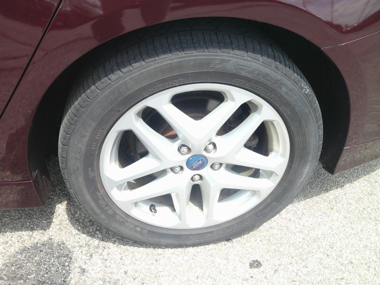 Ford Fusion SE 2013