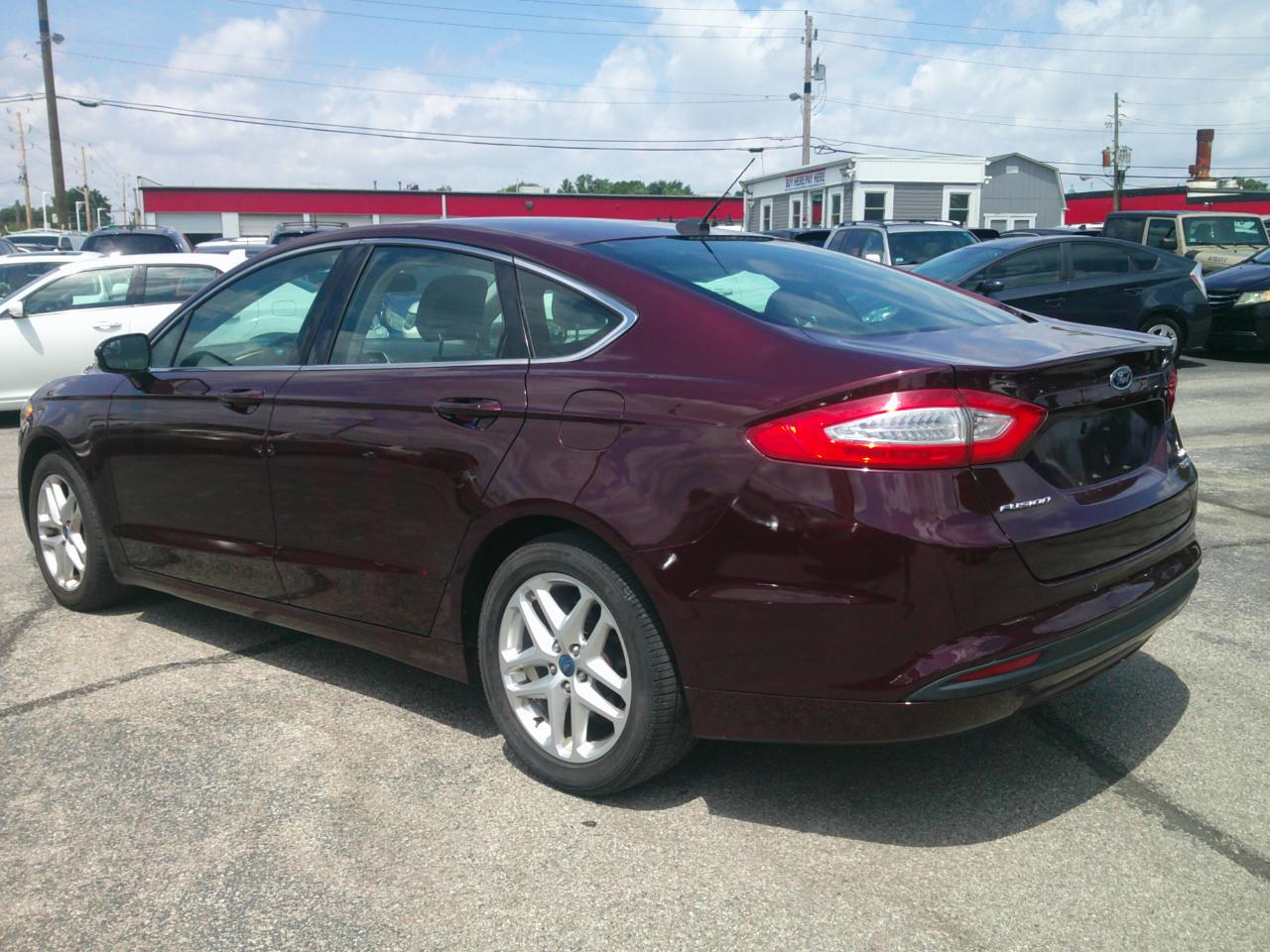 Ford Fusion SE 2013