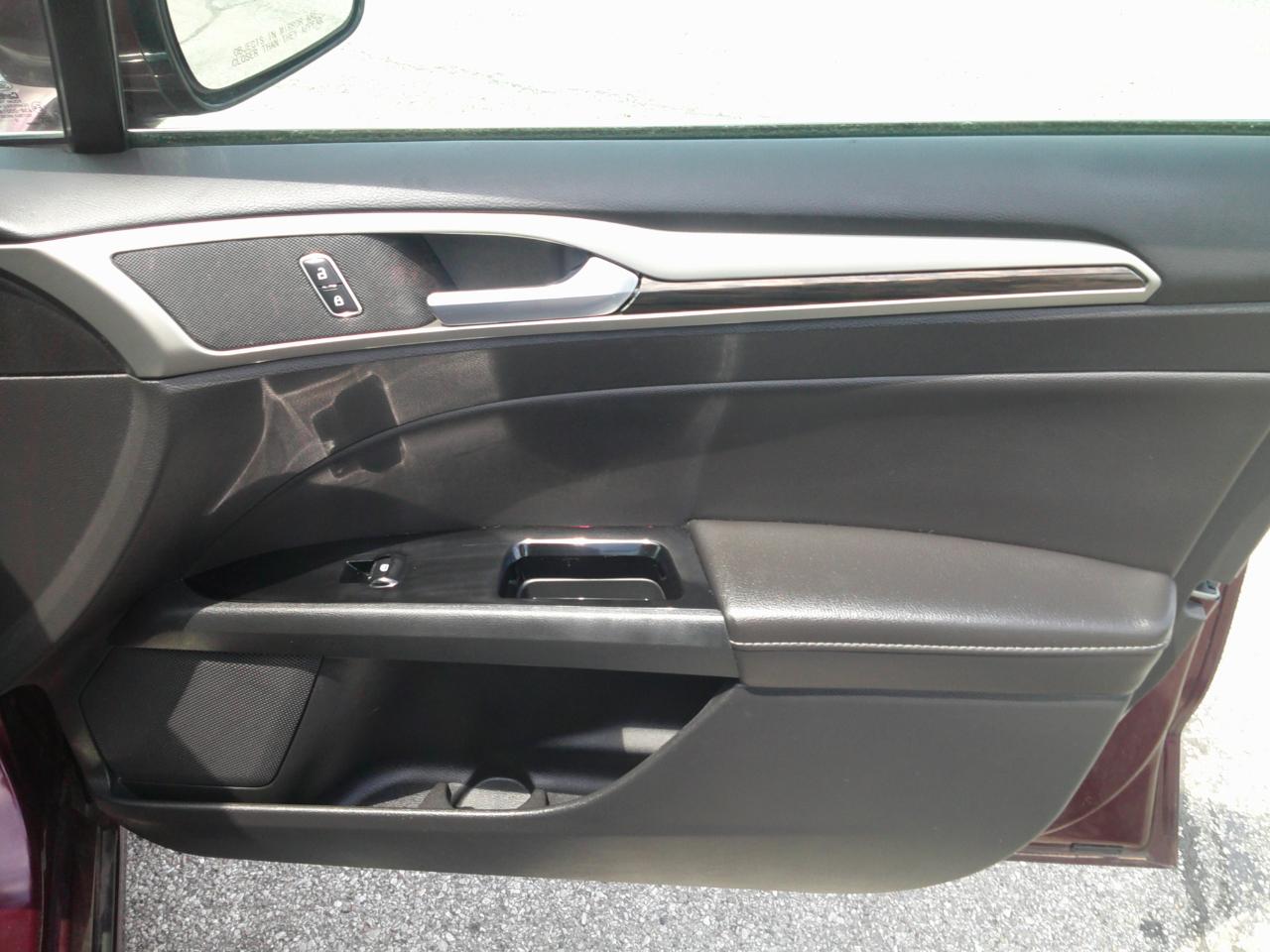 Ford Fusion SE 2013
