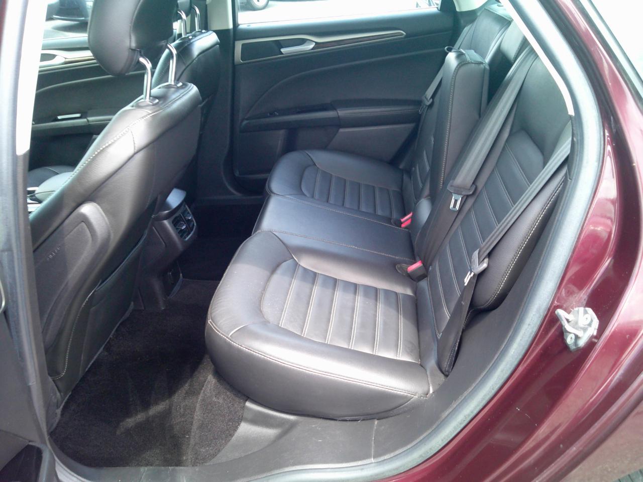 Ford Fusion SE 2013
