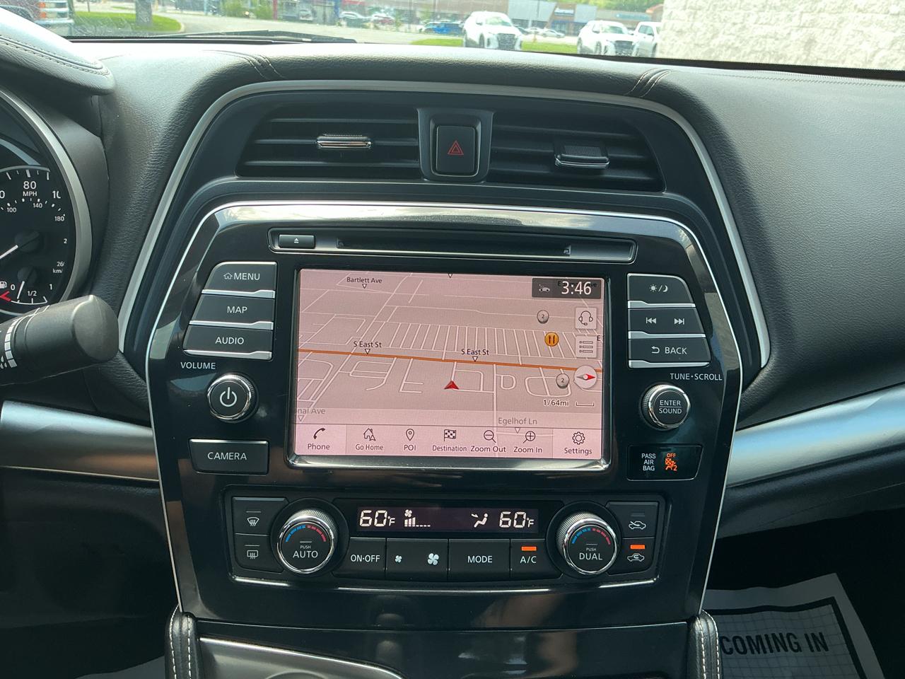 Nissan Maxima 3.5 SV 2022