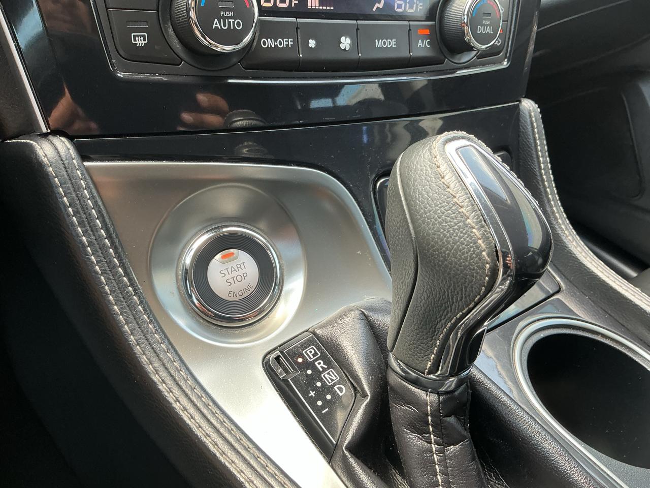 Nissan Maxima 3.5 SV 2022