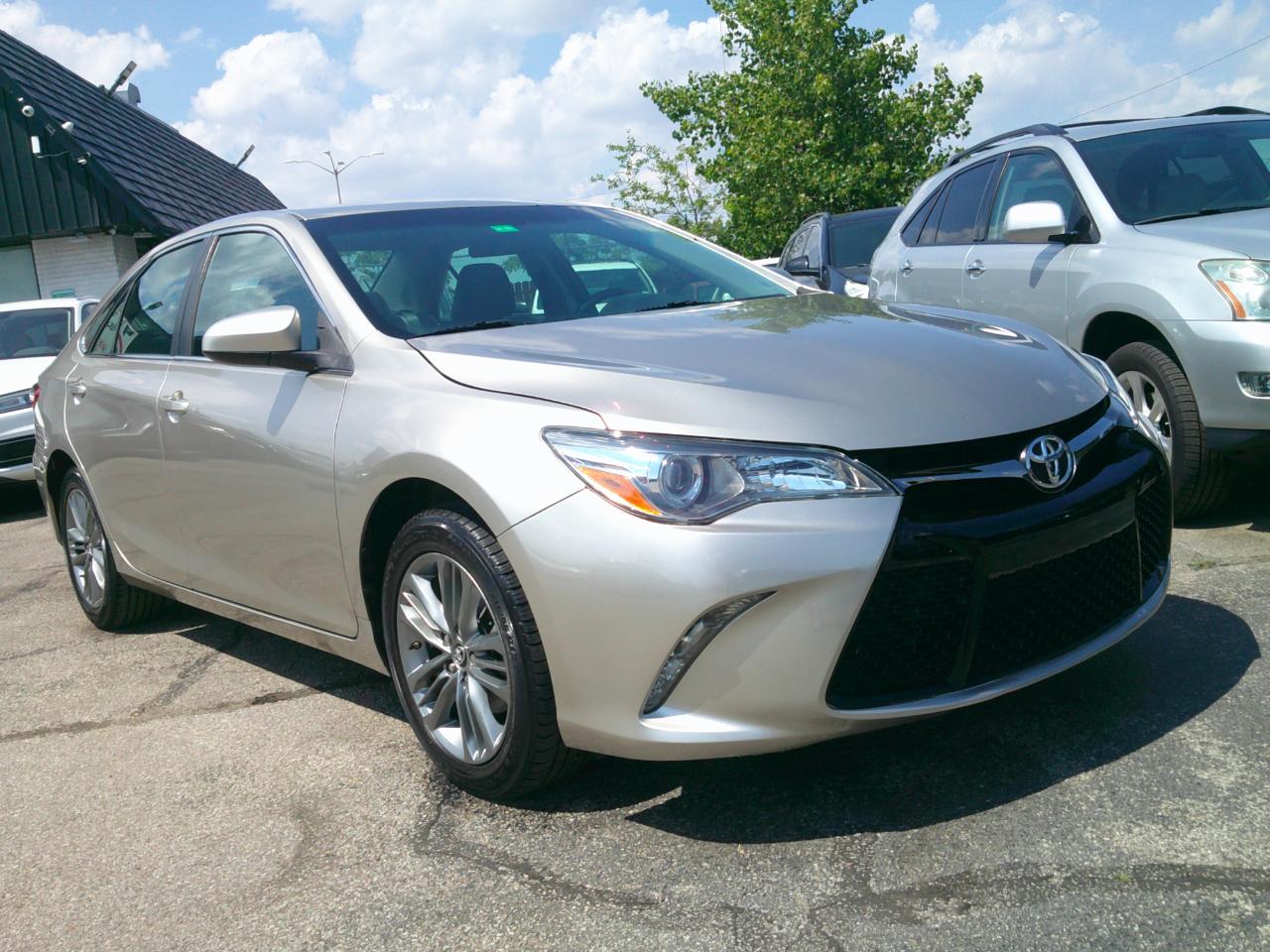 Toyota Camry SE 2017