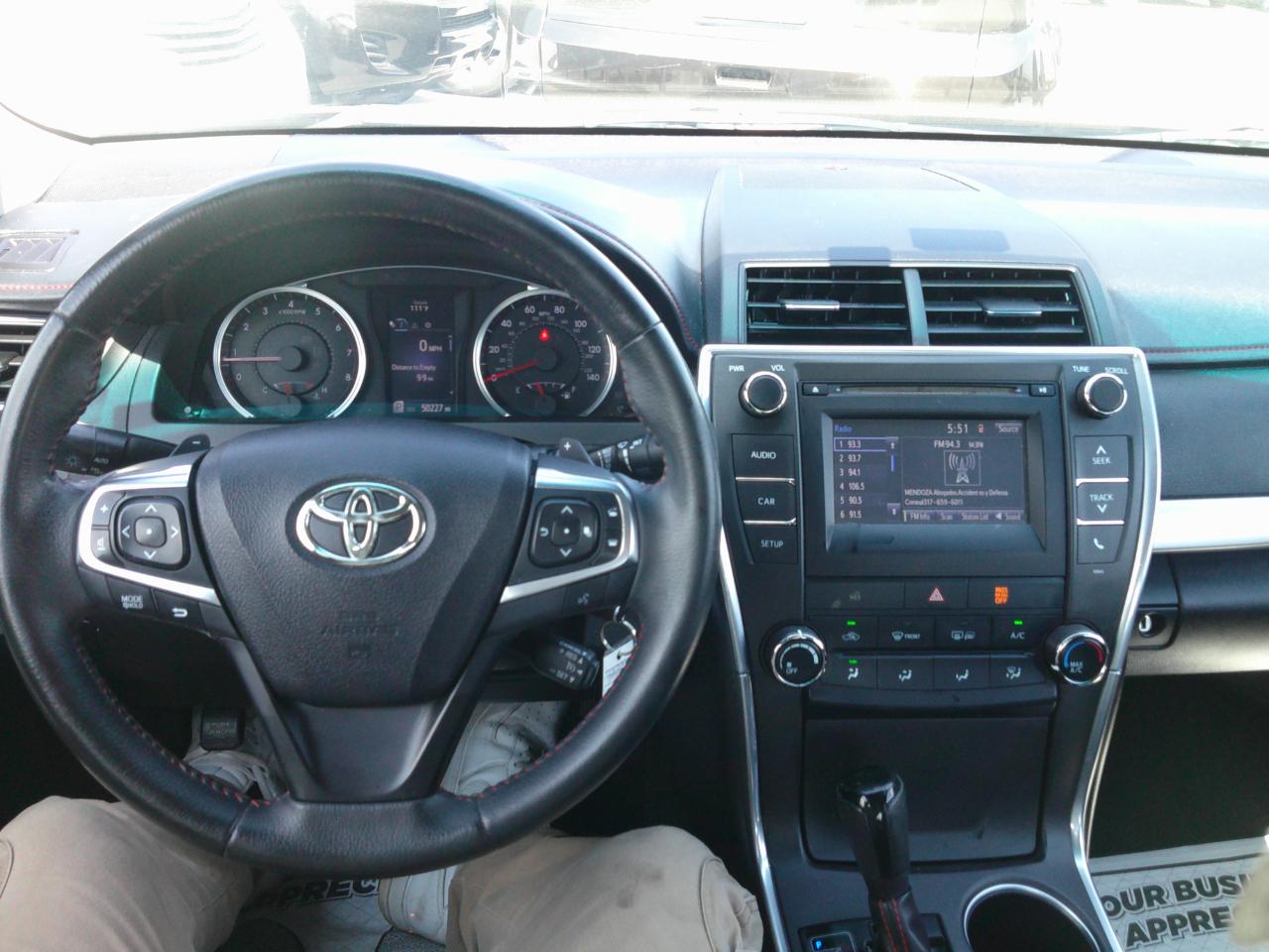 Toyota Camry SE 2017