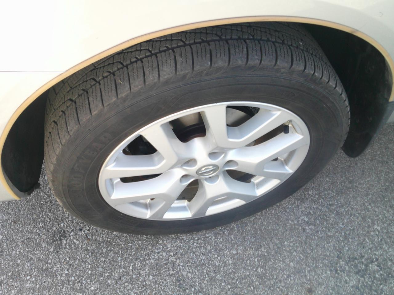 Nissan Rogue S AWD 2013
