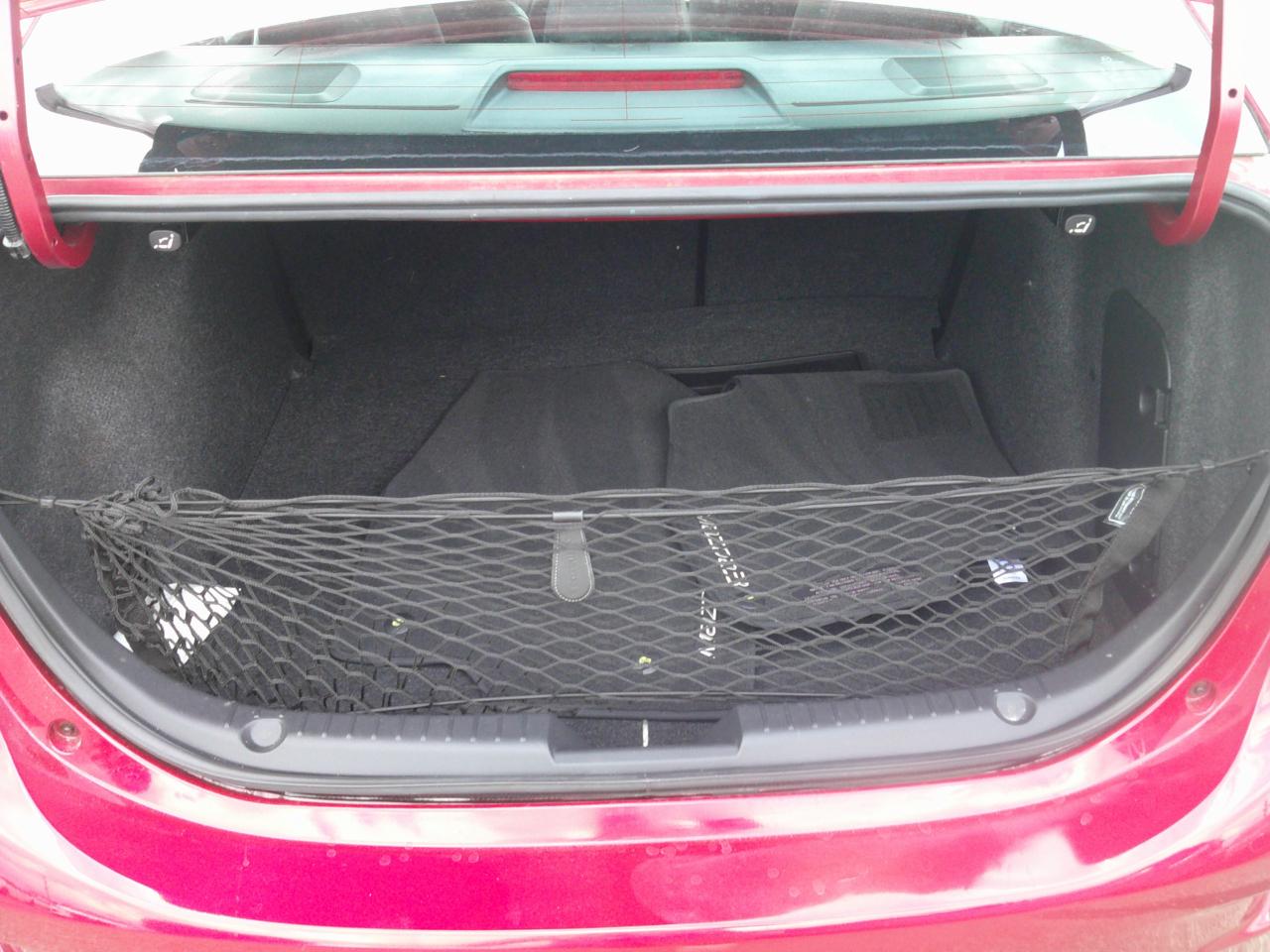 Mazda MAZDA3 s Grand Touring AT 4-Door 2014