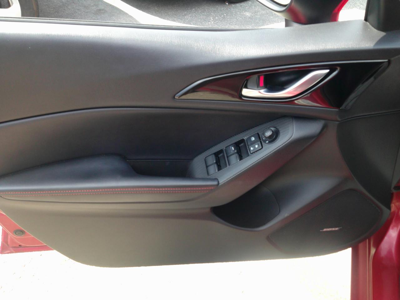 Mazda MAZDA3 s Grand Touring AT 4-Door 2014