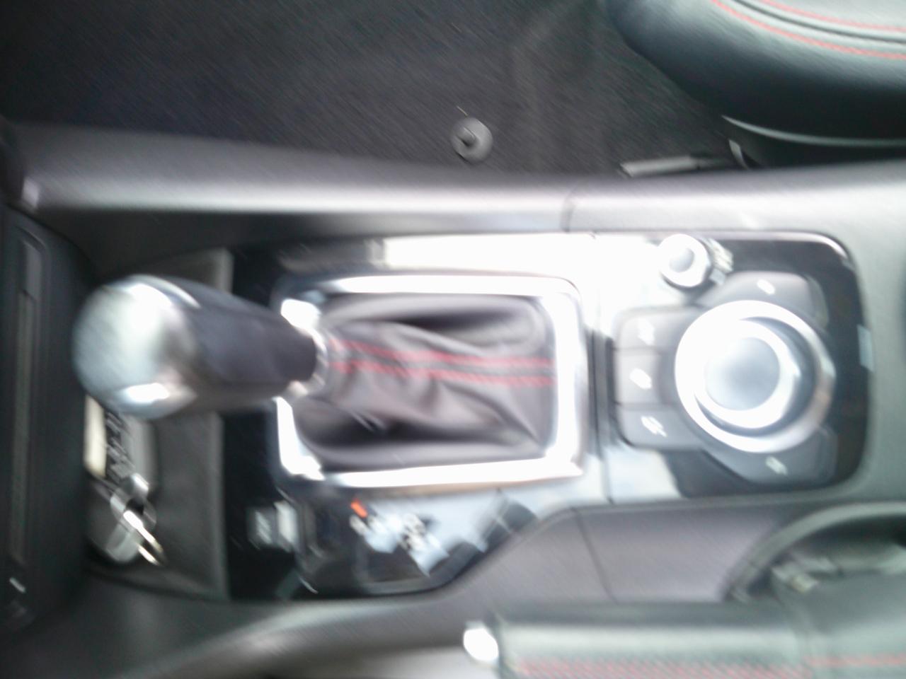 Mazda MAZDA3 s Grand Touring AT 4-Door 2014