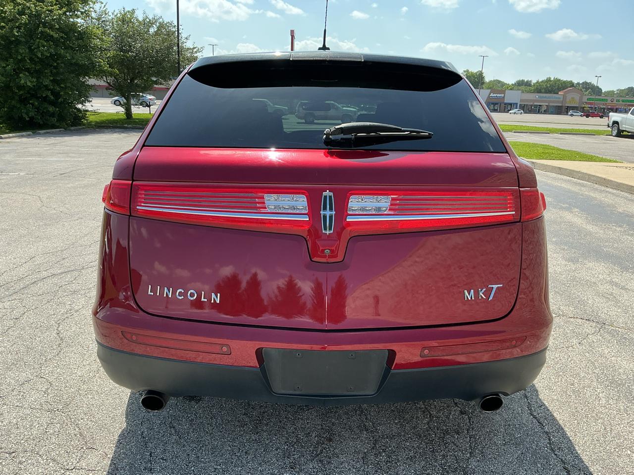 Lincoln MKT 3.5L with EcoBoost AWD 2017