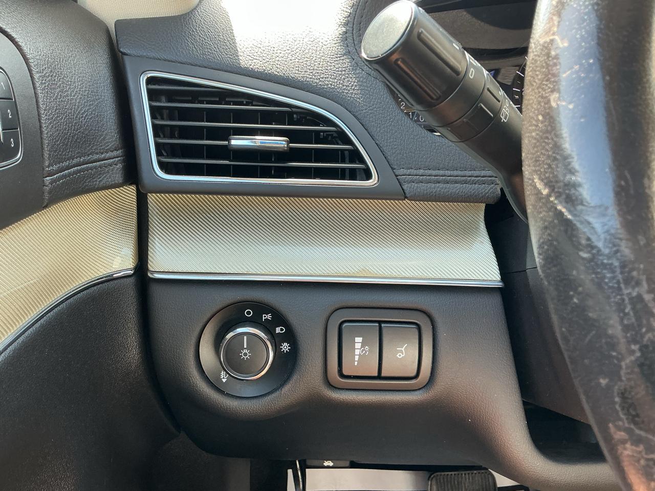 Lincoln MKT 3.5L with EcoBoost AWD 2017