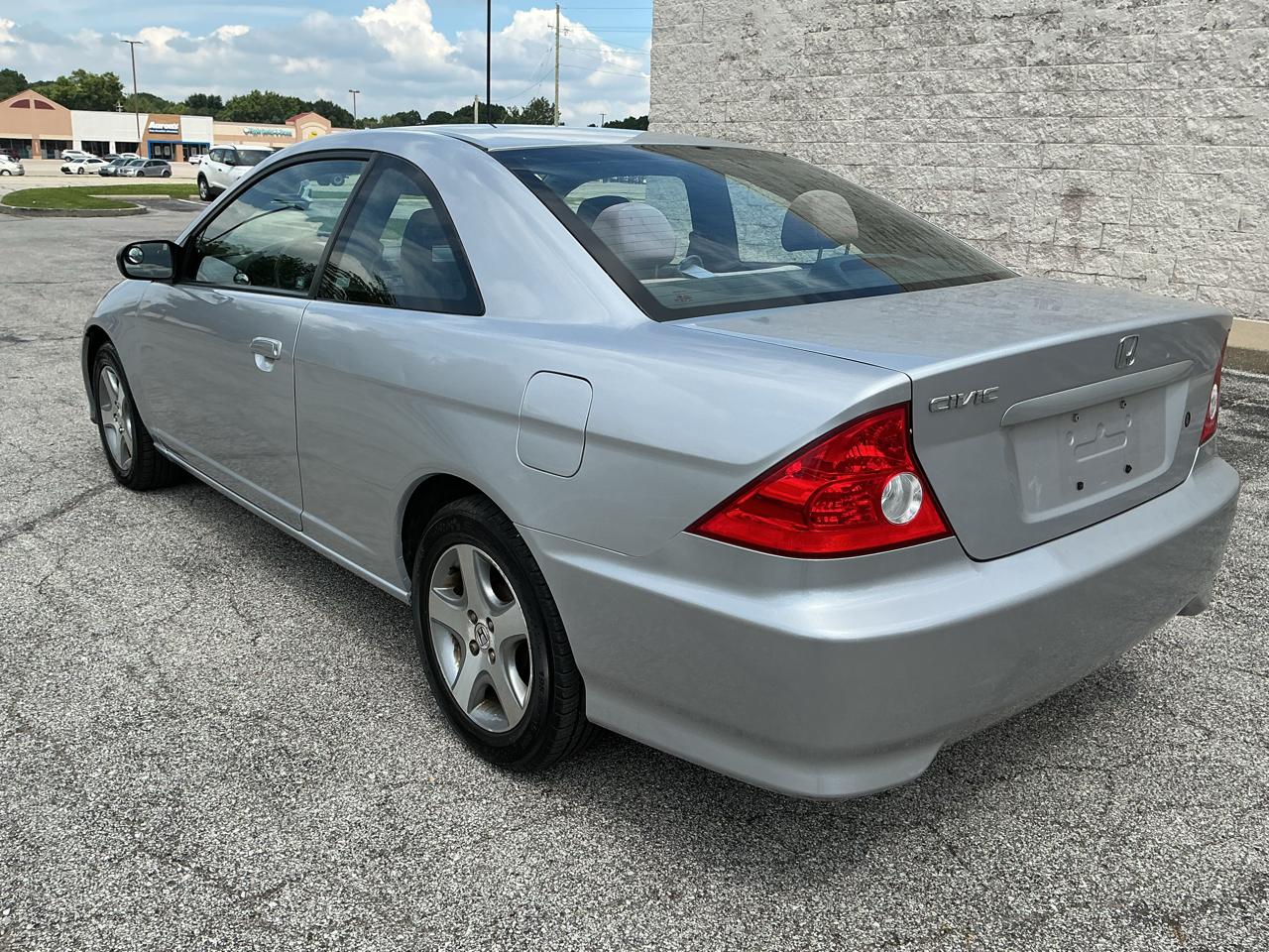 Honda Civic EX Coupe AT with Front Side Airbags 2004