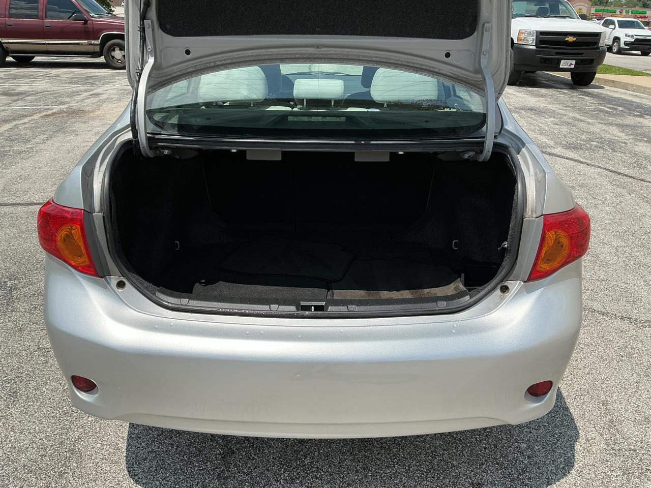 Toyota Corolla Base 2009
