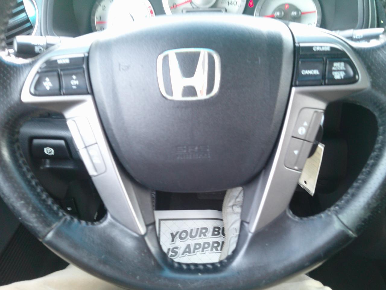 Honda Pilot Touring 4WD 5-Spd AT with DVD 2011