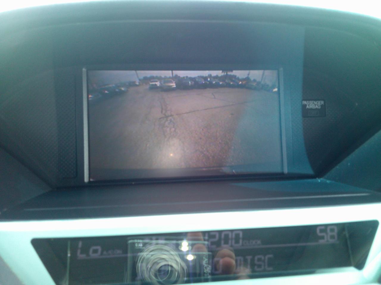 Honda Pilot Touring 4WD 5-Spd AT with DVD 2011