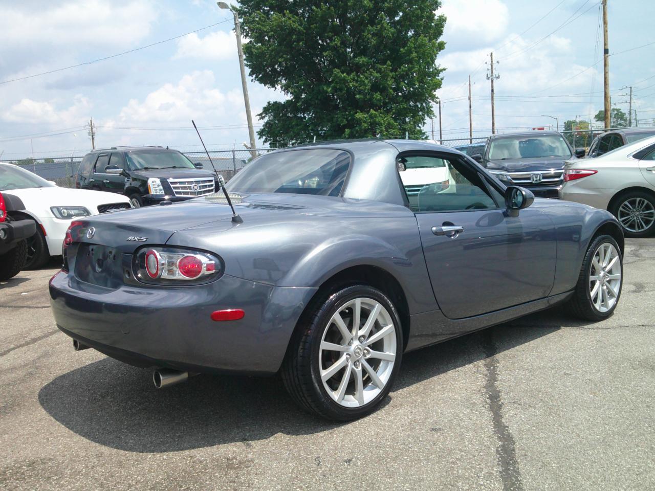 Mazda MX-5 Miata Touring Power Retractable Hardtop 2008