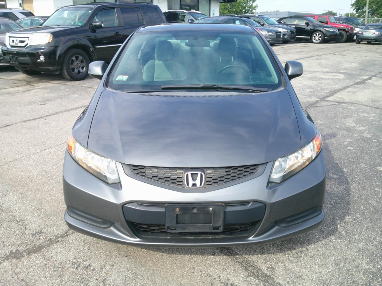 Honda Civic LX Coupe 5-Speed AT 2012