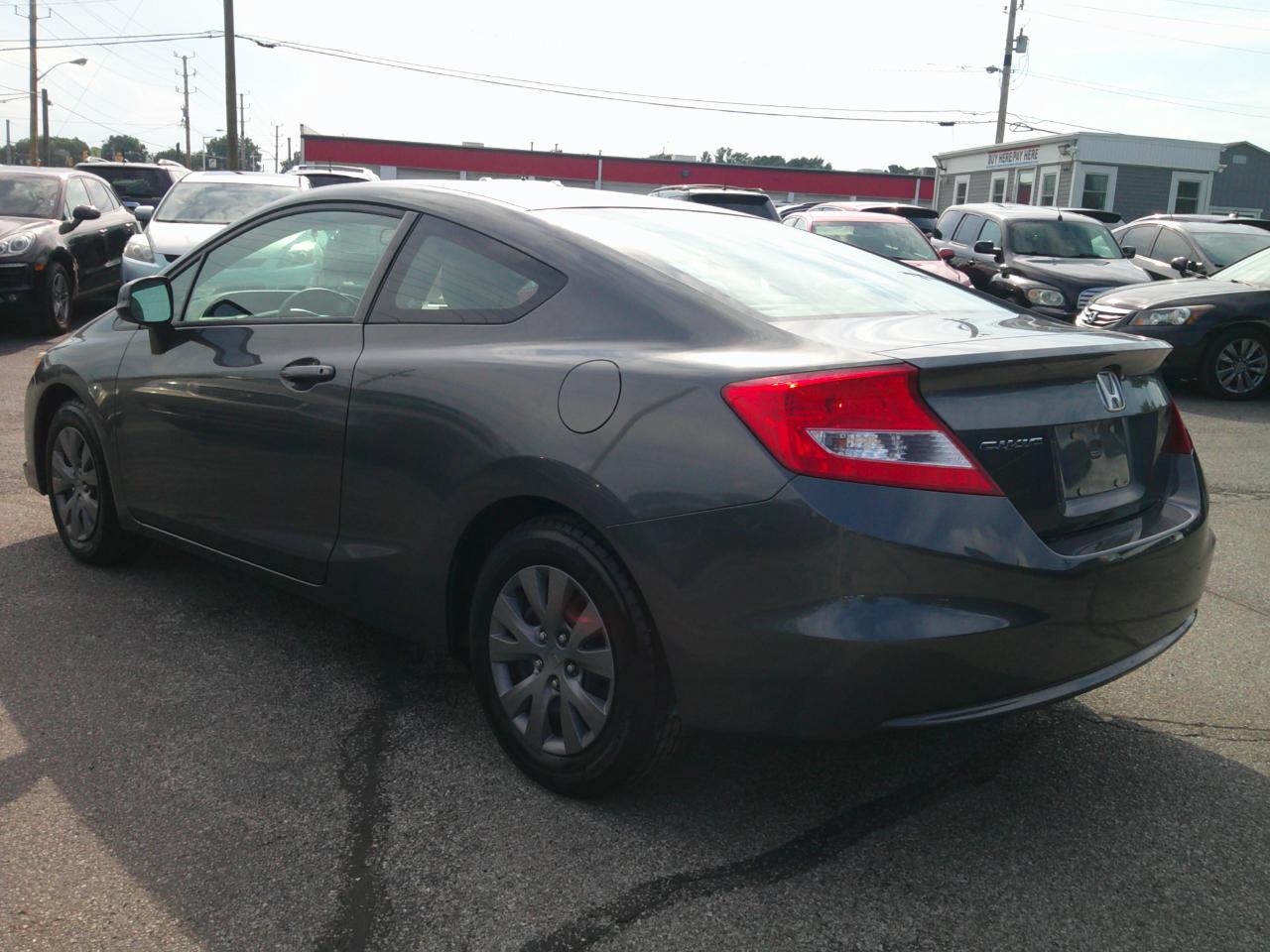 Honda Civic LX Coupe 5-Speed AT 2012