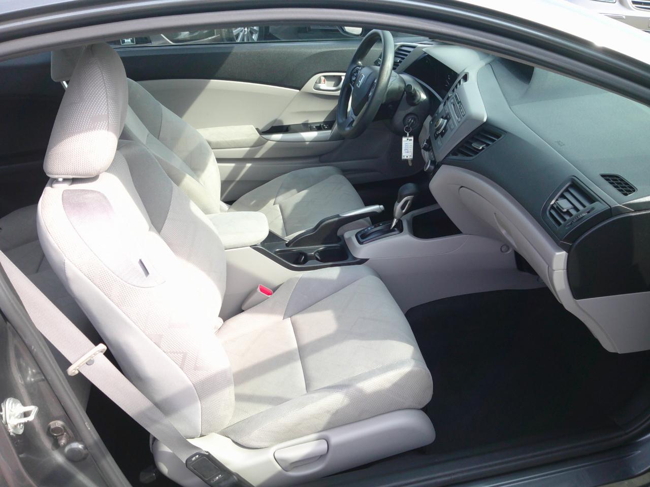 Honda Civic LX Coupe 5-Speed AT 2012